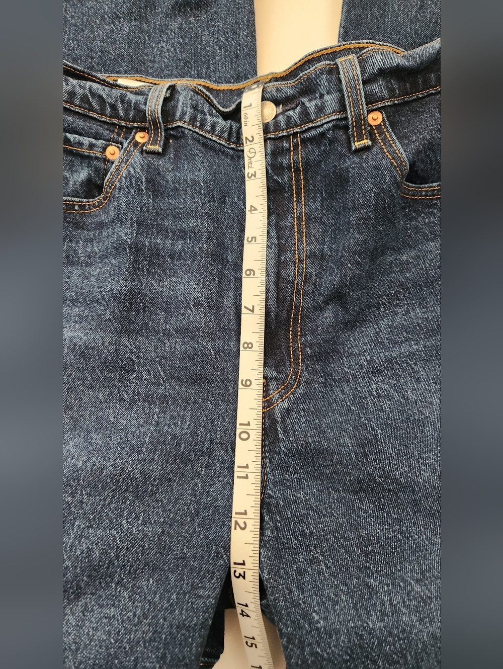 Levi's Ribcage Bell Jeans Size 31 - Picture 7 of 14